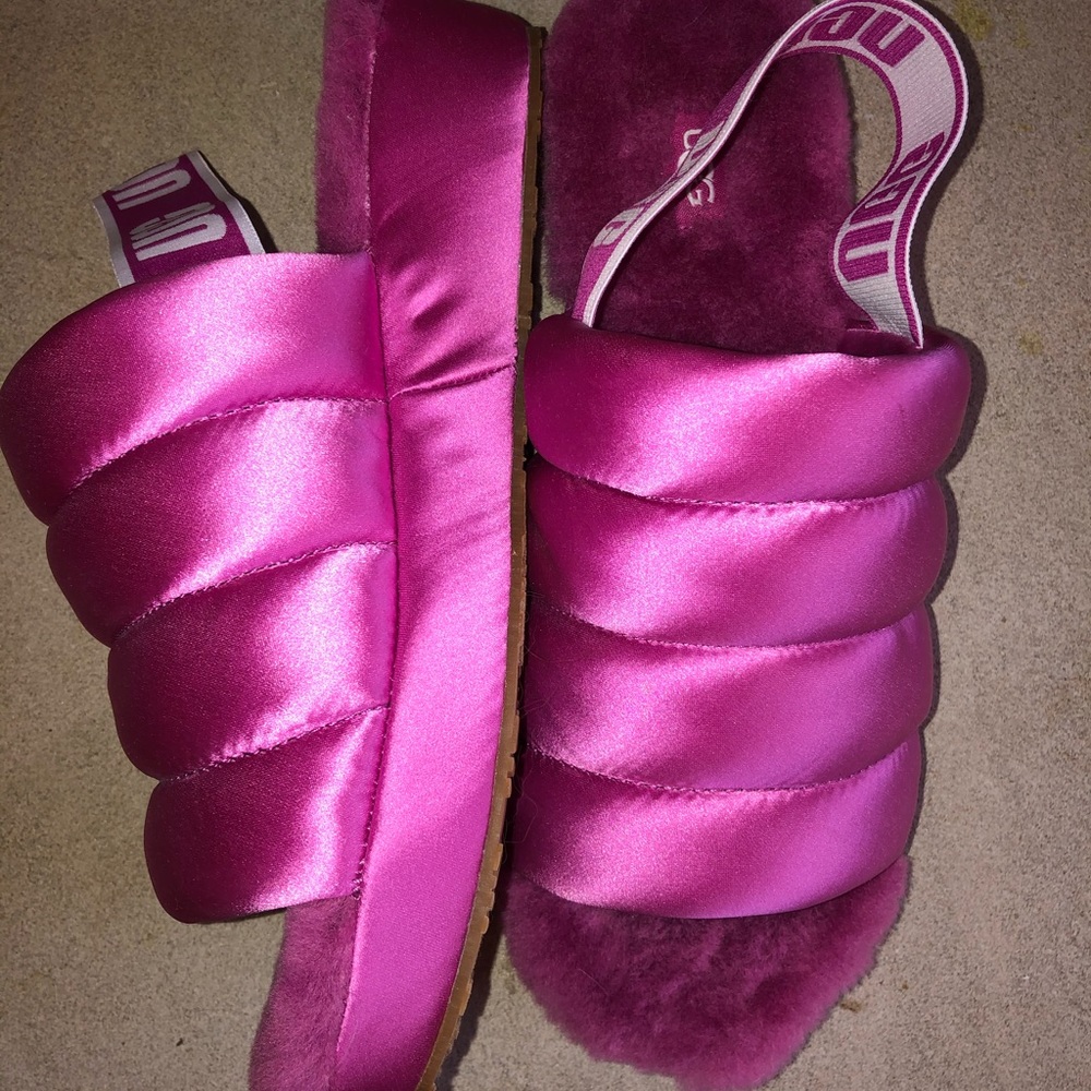 UGG Sandle Sz 8 Hot Pink
